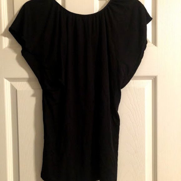 Black Gap Tee - Picture 3 of 6